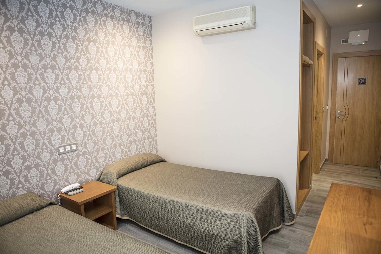 Hotel ซิมังกัส ภายนอก รูปภาพ